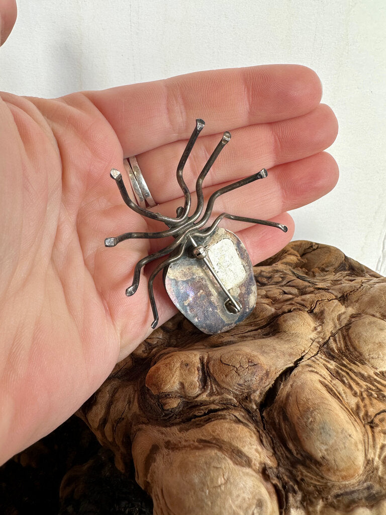Spider Brooch Orange Spiny Oyster